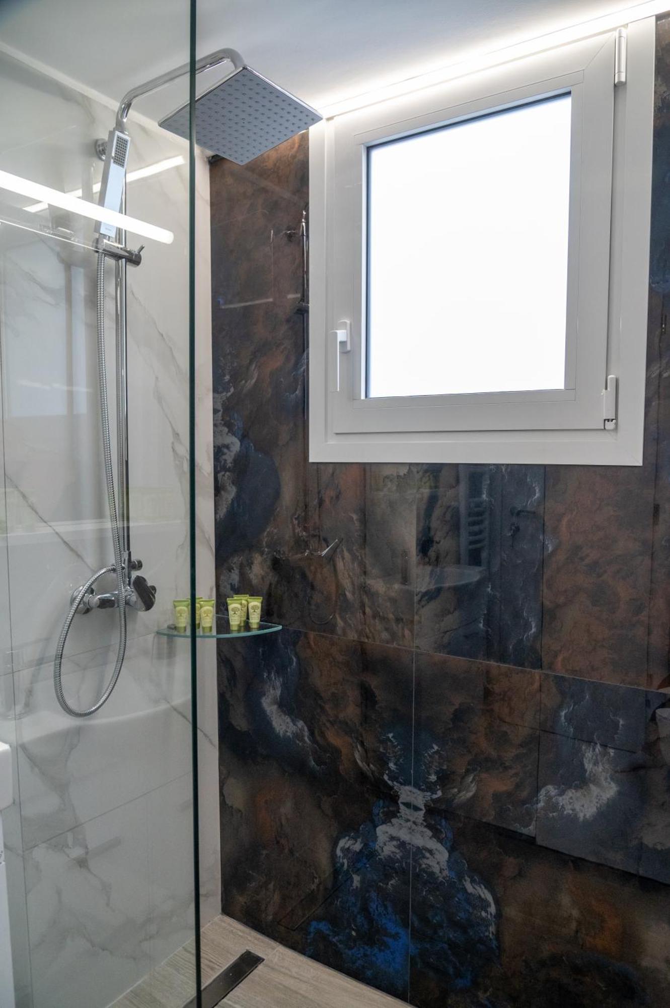Central Apartment Near To Acropolis Area Athene Buitenkant foto