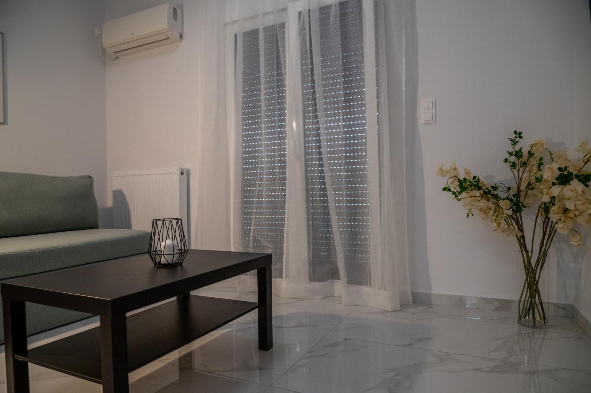 Central Apartment Near To Acropolis Area Athene Buitenkant foto