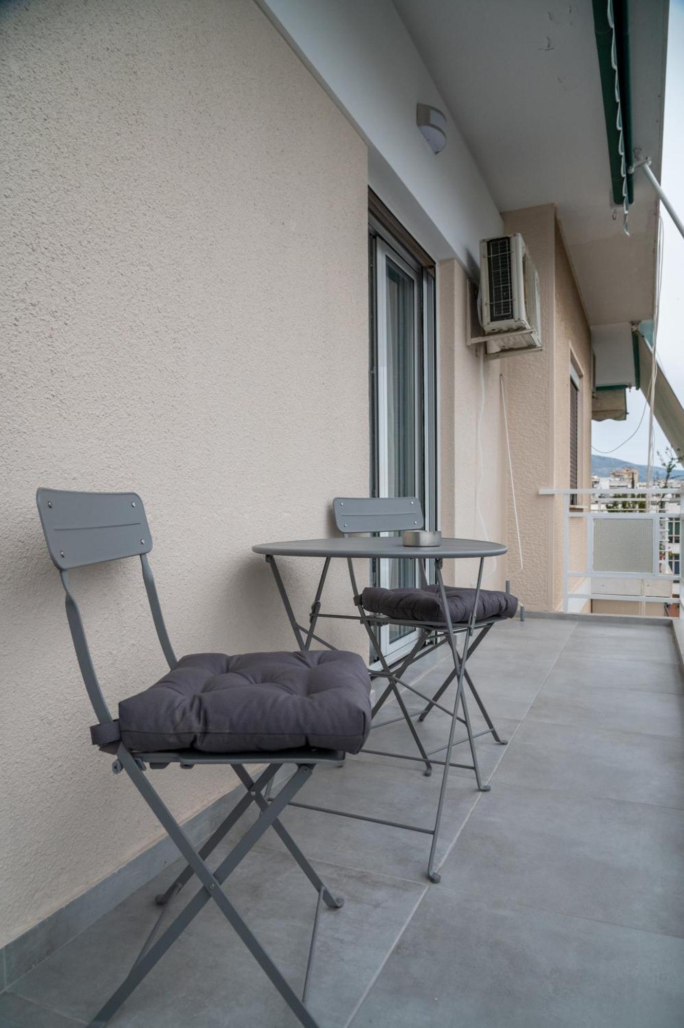 Central Apartment Near To Acropolis Area Athene Buitenkant foto