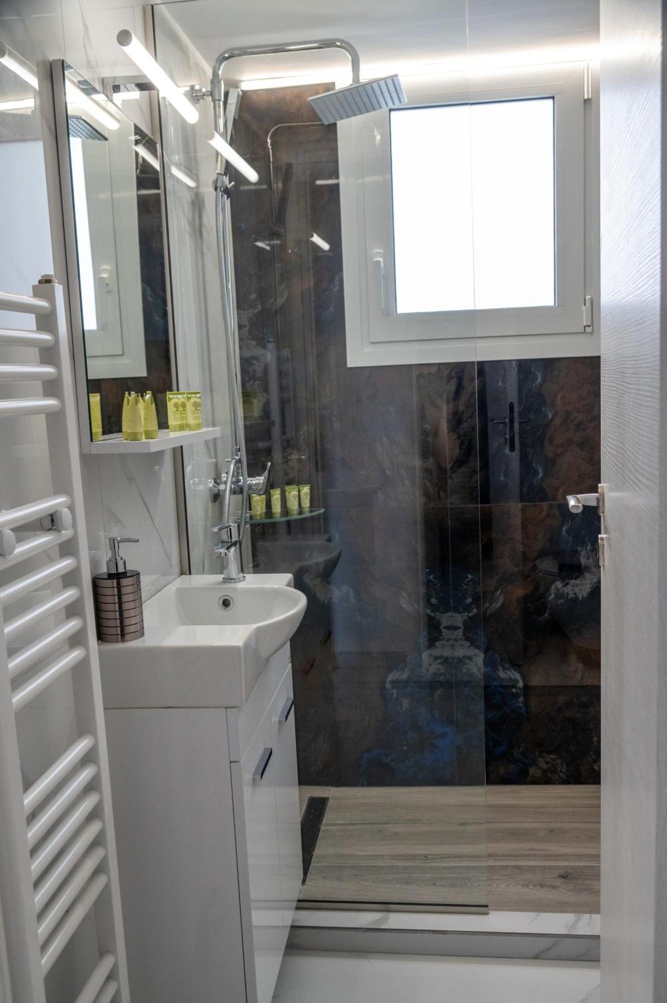 Central Apartment Near To Acropolis Area Athene Buitenkant foto